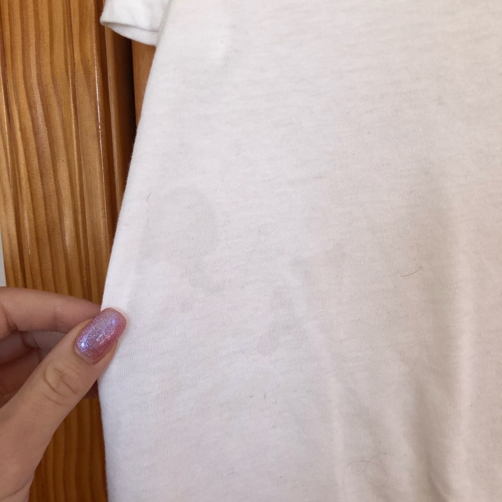 Cropped V-neck White Tee - Picture 3 of 5